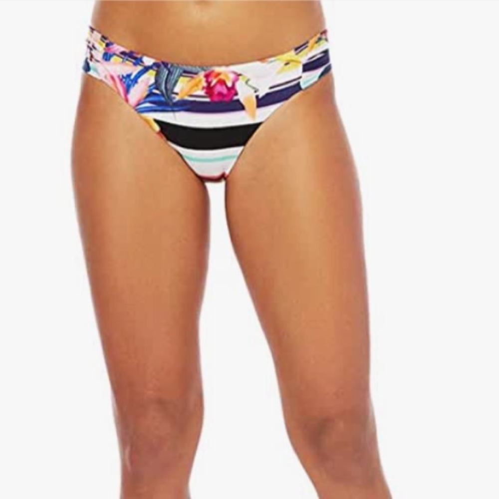 COPY - Gorgeous Trina Turk bikini bottom 🔆